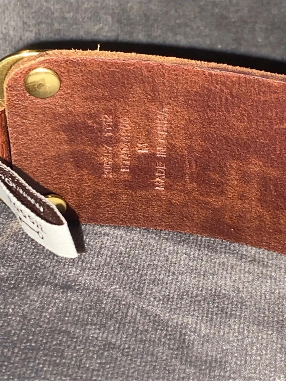 Fossil brand style